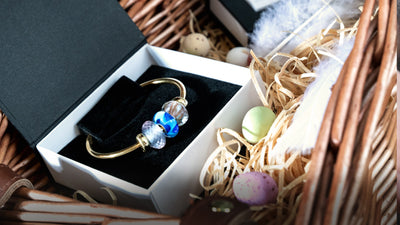 Osterkorb mit einem Trollbeads-Armspange mit schönen Glasbeads