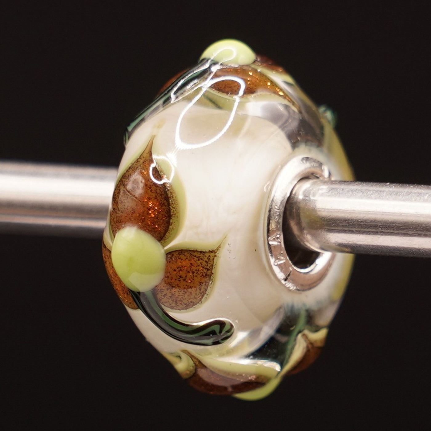 Rote Blume Winter Uniques